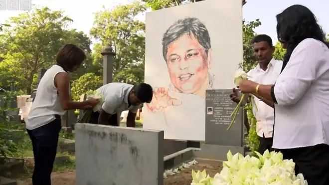 "මේ ආණ්ඩුව බලයට ආවේ ලසන්ත, ප්‍රගීත්, රවිරාජ් නම් විකුණලා"