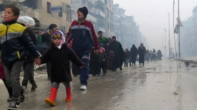 အလက်ပိုမြို့မှာ အရပ်သားတွေ ပိတ်မိနေ