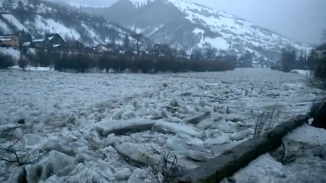 льодохід на закарпатті