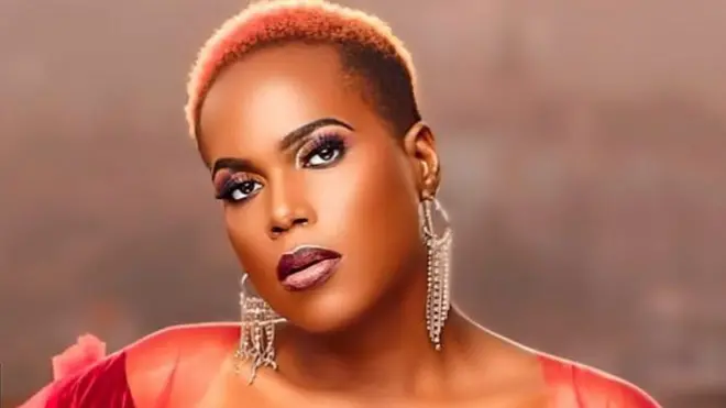 Cleopatra Kamburu avuga ko vyari bitewe isoni kubwirizwa gukura impuzu kugira yerekane uwo ari we