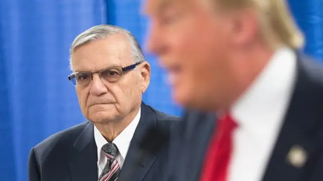 Arpaio es activista del Partido Republicano y ha respaldado las propuestas contra la inmigración ilegal de Donald Trump.