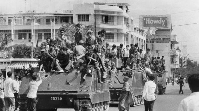 Quân Khmer Đỏ tiến vào Phnom Penh ngày 17/4/1975