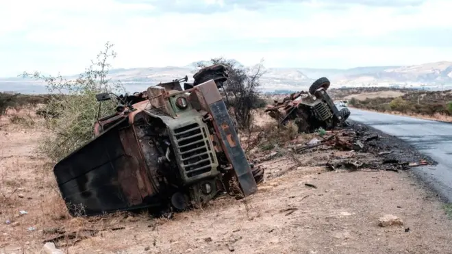 Konkolaataa waraanaa barbadaa'ee daandii gubbaa ciisu