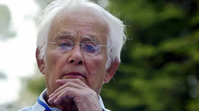 Жорж Шарпак