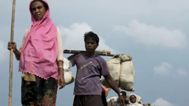 По данным ООН, с конца августа поток беженцев удвоился