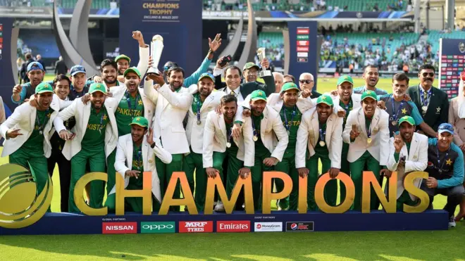 سیمی فائنل میں باآسانی انگلینڈ کو چت کر کے فائنل میں پہنچنے والی ٹیم نے انڈیا کے بلے بازوں کو بھی بالکل خاموش کر دیا۔