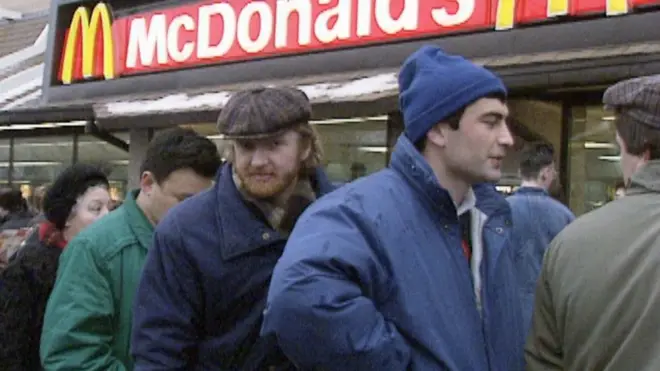 "Вкус капитализма": как 30 лет назад открывали первый в СССР "Макдоналдс"