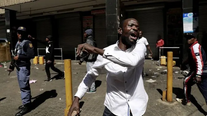 Foreign national dey react during di recent attack for South Africa