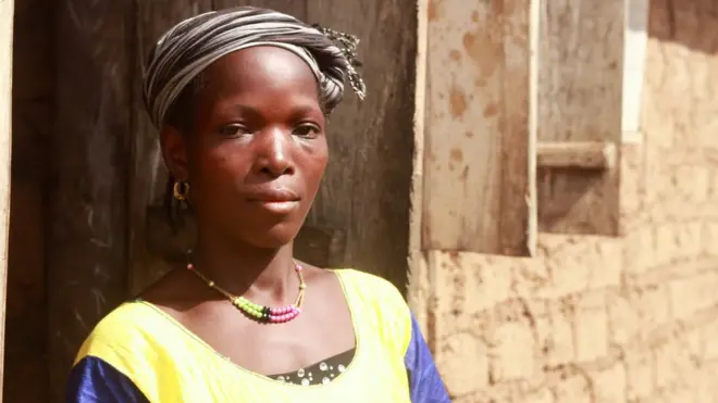 Mamanata Soumah prefirió dar a luz sola y no vio a ningún trabajador de salud durante su embarazo y parto.