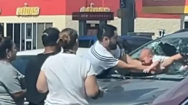 spašavanje deteta iz auta