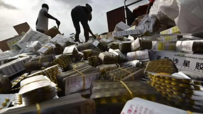 Bara darbe qorichoonni fakkeessaa toonii kuma shantamaa ol naannoo Ayivoorii Koostitti gubatee ture