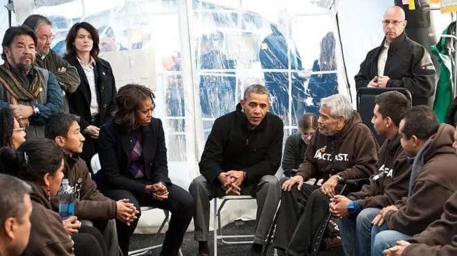 Обама не раз встречался с вынужденными переселенцами лично