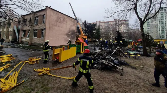 Падіння гвинтокрила в Броварах - перші кадри