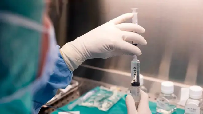 Bien qu'il soit tombé en désuétude en Occident, les phages sont utilisés depuis plus d'un siècle.