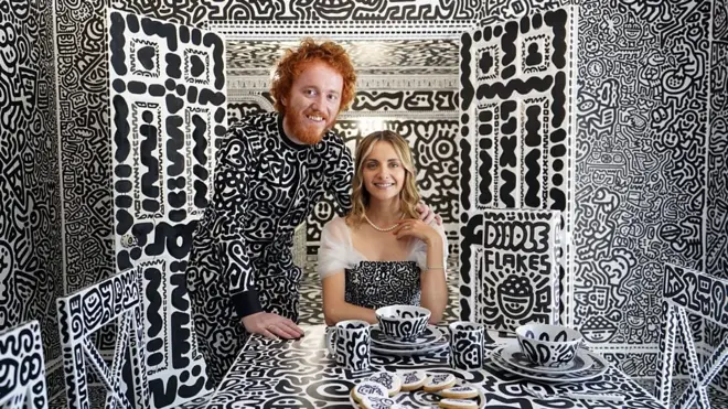 영국 켄트 출신의 팝 아티스트 샘 콕스