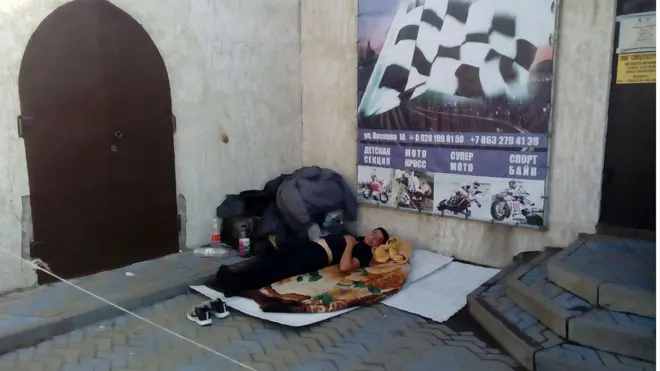 Палаточный лагерь узбекских мигрантов под Ростовом-на-Дону