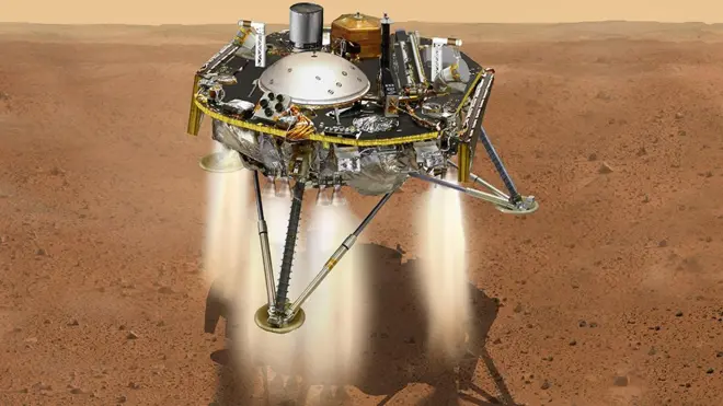 火星—探査衛星写真 7年目の火星から、クレーターと衛星フォボスの画像