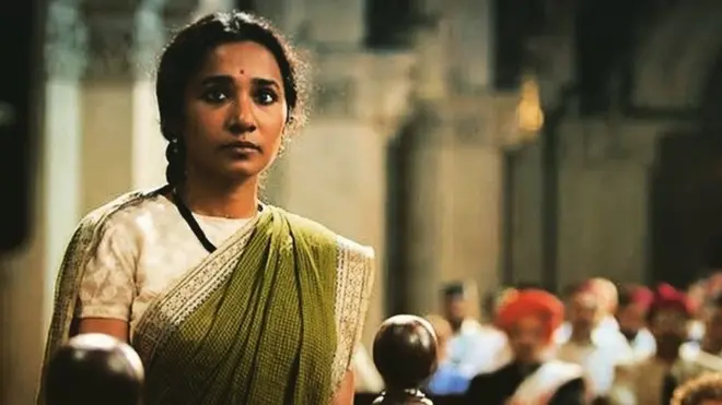 अनंत महादेवन यांच्या चित्रपटात तनिशा चॅटर्जीने रखमाबाईंची भुमिका केली आहे.