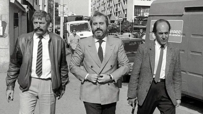 El juez Giovanni Falcone (centro) falleció el 23casas de apostas onlinemayocasas de apostas online1992 en un atentadocasas de apostas onlinela mafia Cosa Nostra.