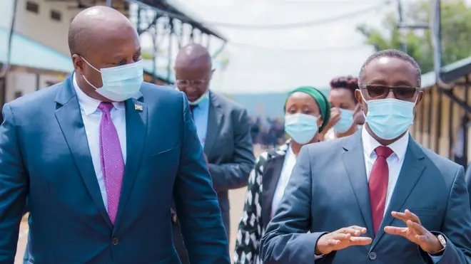 Mu buryo butunguranye, Albert Shingiro na Vincent Biruta uyu munsi bahuriye ku mupaka wa Nemba