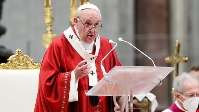 ローマ教皇、ポルノは「修道女さえ見る」 危険性を警告 - BBCニュース