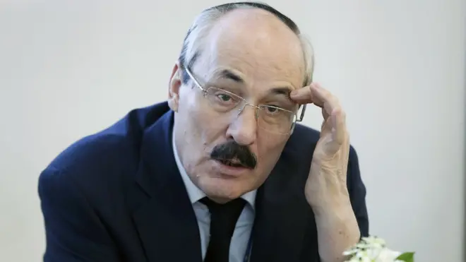 Абдулатипов сказал, что предложил несколько кандидатур на свою должность