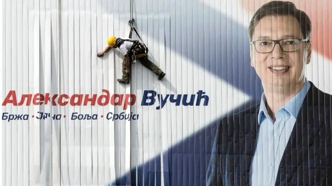 Ime Aleksandra Vučića je na svim izbornim listama i plakatima naprednjaka - on nije podneo ostavku na čelno mesto u stranci kada je postao predsednik Srbije