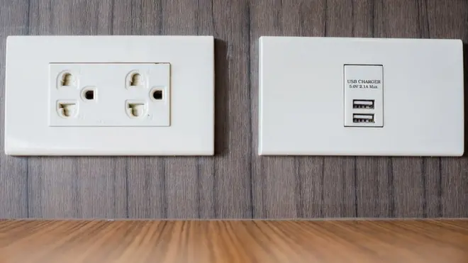 ቻርጅ ማድረጊያ ሶኬት