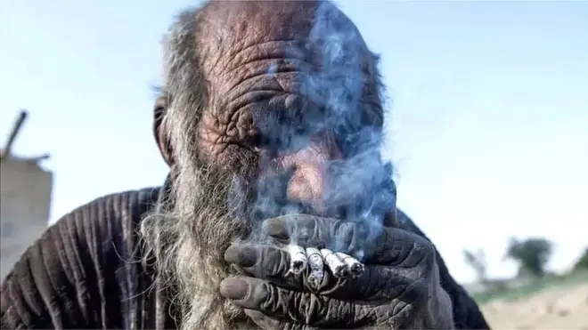 સિગરેટના ઘણા શોખીન હતા