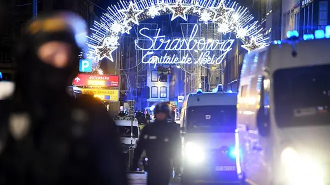 Рождественская ярмарка в Страсбурге после стрельбы