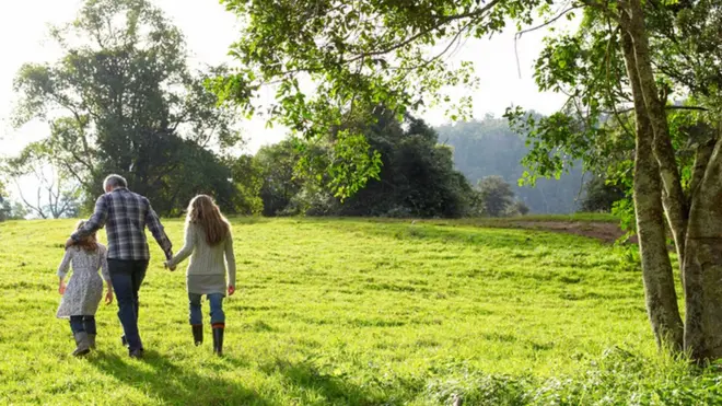 هناك جدل حول مدى أخلاقية غرس ذكريات كاذبة في عقول بعض الناس