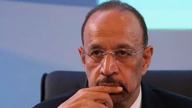 يدعو الفالح إلى تبني صيغة جديد أكثر استدامة لاتفاقات خفض إنتاج النفط لاستمرار تعزيز الأسعار العالمية