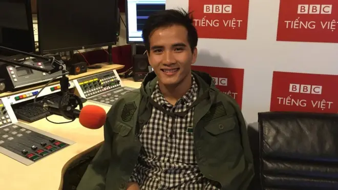 Effy Nguyễn tại văn phòng BBC Bangkok