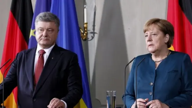 Порошенко і Меркель