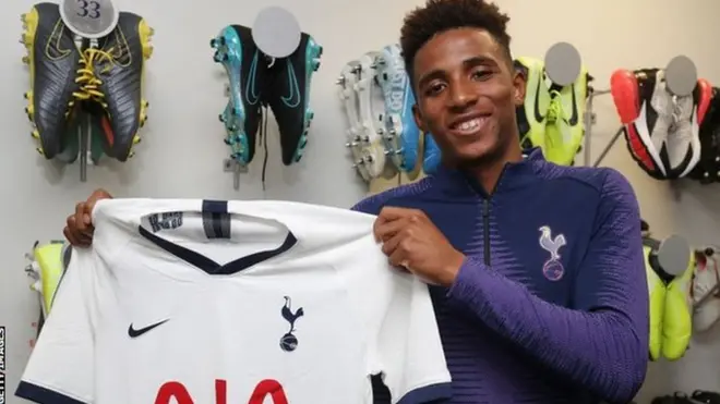 Tottenham ina chaguo la kumsaini Gedson Fernandes kwa mkataba wa kudumu wakati mkopo wake utakapokamilika