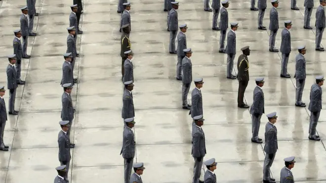 Formatura dos oficiais combatentes do Exército da Academia Militar das Agulhas Negras; proposta com novas regras para aposentadoria dos militares foi apresentada pelo governo nesta quarta-feira