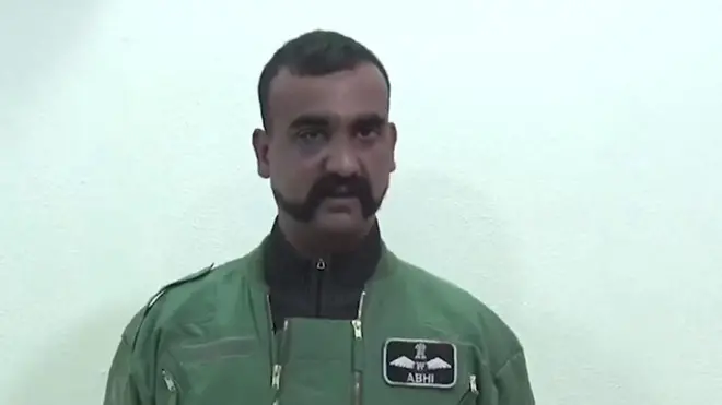 د هندي پيلوټ سپارلو ترينګلتيا کمه کړې، خو د کشمير لانجمنه سیمه کې د هند او پاکستان ترمنځ له اوربنده بله سرغړونه شوې.