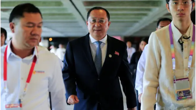 وصف وزير خارجية كوريا الشمالية تهديد ترامب لبلاده بأنه "نباح كلب"