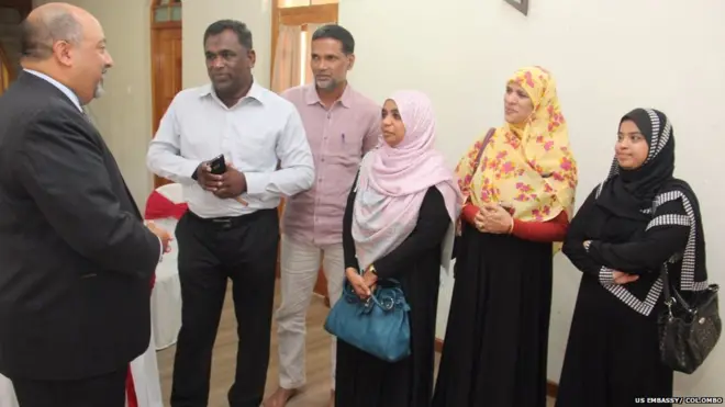 තානාපතිවරයා මඩකලපුවේදී මුස්ලිම් සිවිල් සමාජ නියෝජිතයන් හමු වූ අවස්ථාව