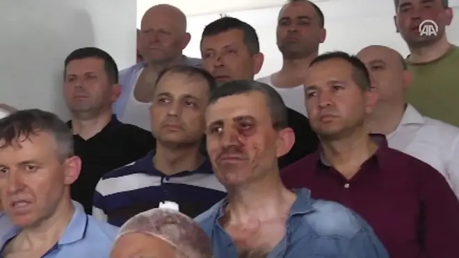 معتقلون اتراك