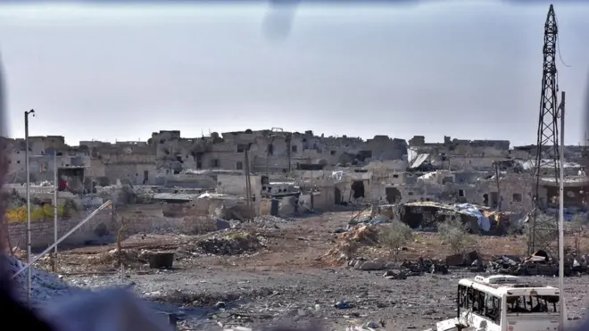Halep'in batısındaki yıkım