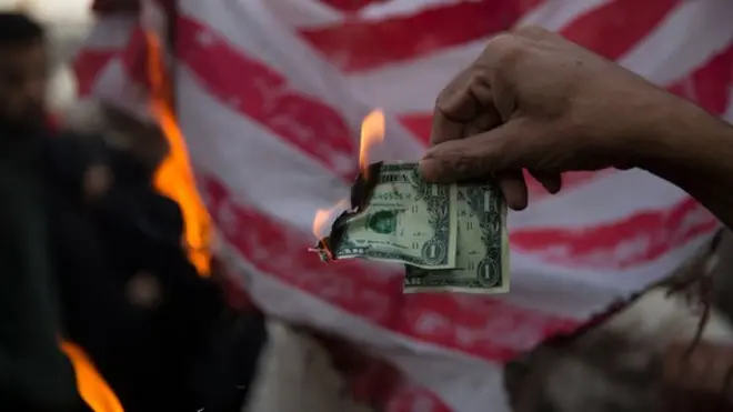 مظاهرات تندد بالعقوبات الامريكية