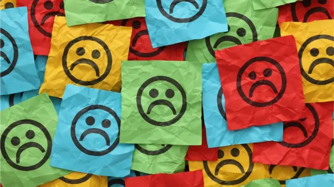 La lista de países menos felices está llena de naciones azotadas por la guerra, conflictos armados o rezagos sociales, políticos y económicos.