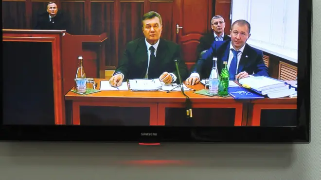 Віктор Янукович вже брав участь у засіданні суду через відеозв'язок
