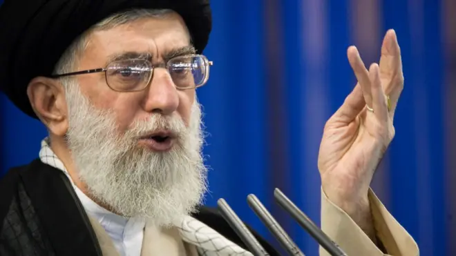 Ali Khamenei juga menegaskan bahwa rakyat Iran tidak takut akan ancaman.