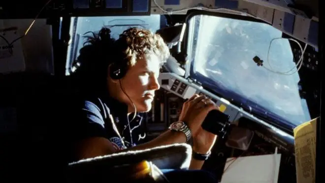 蘇利文成為上天入海第一人