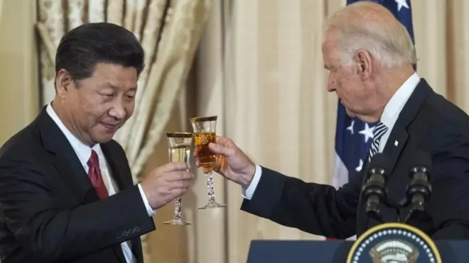 Çin Devlet Başkanı Şi Cinping ve ABD Başkanı seçilen Joe Biden (2015)