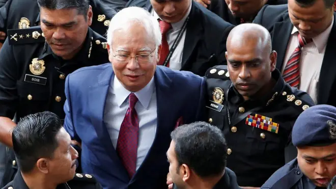 Penyelidikan baru terkait skandal 1MDB dimulai setelah Najib Razak kalah dalam pemilu pada bulan Mei.