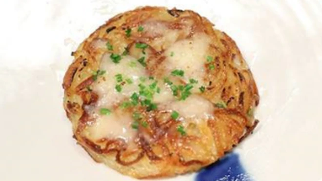 这就是金正恩将会吃到的吕斯蒂。韩国似乎想用这道经典瑞士菜，来唤起金正恩据报在当地留学时的回忆。