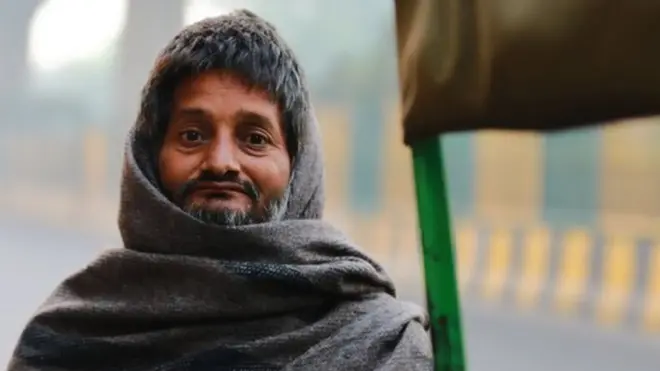 Санджей Кумар работает рикшей уже пять лет